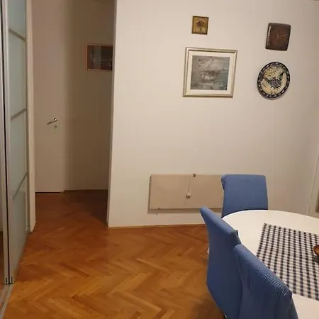 Apartman Poljud